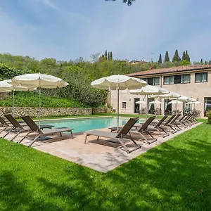 https://le-coste.hotelinveneto.com