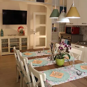 https://aurora-bnb.it-tuscanyhotel.com
