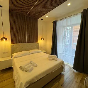 Essenza House Roma
