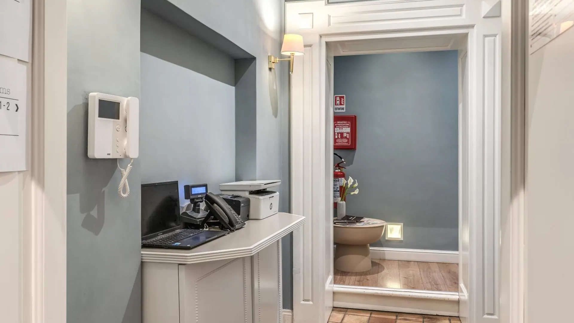 Pensión Townhouse Condotti 29 Roma Italia